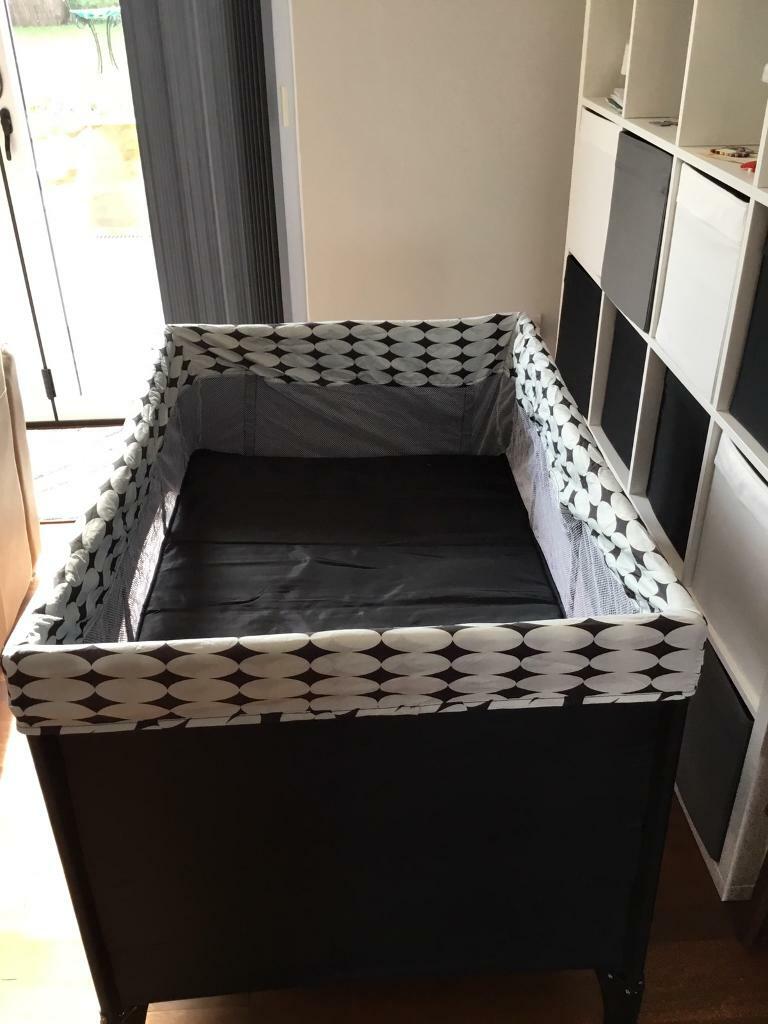 obaby travel cot with bassinet